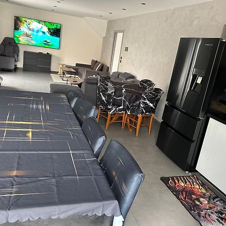 Grande Villa Avec Piscine Bompas  Eksteriør billede