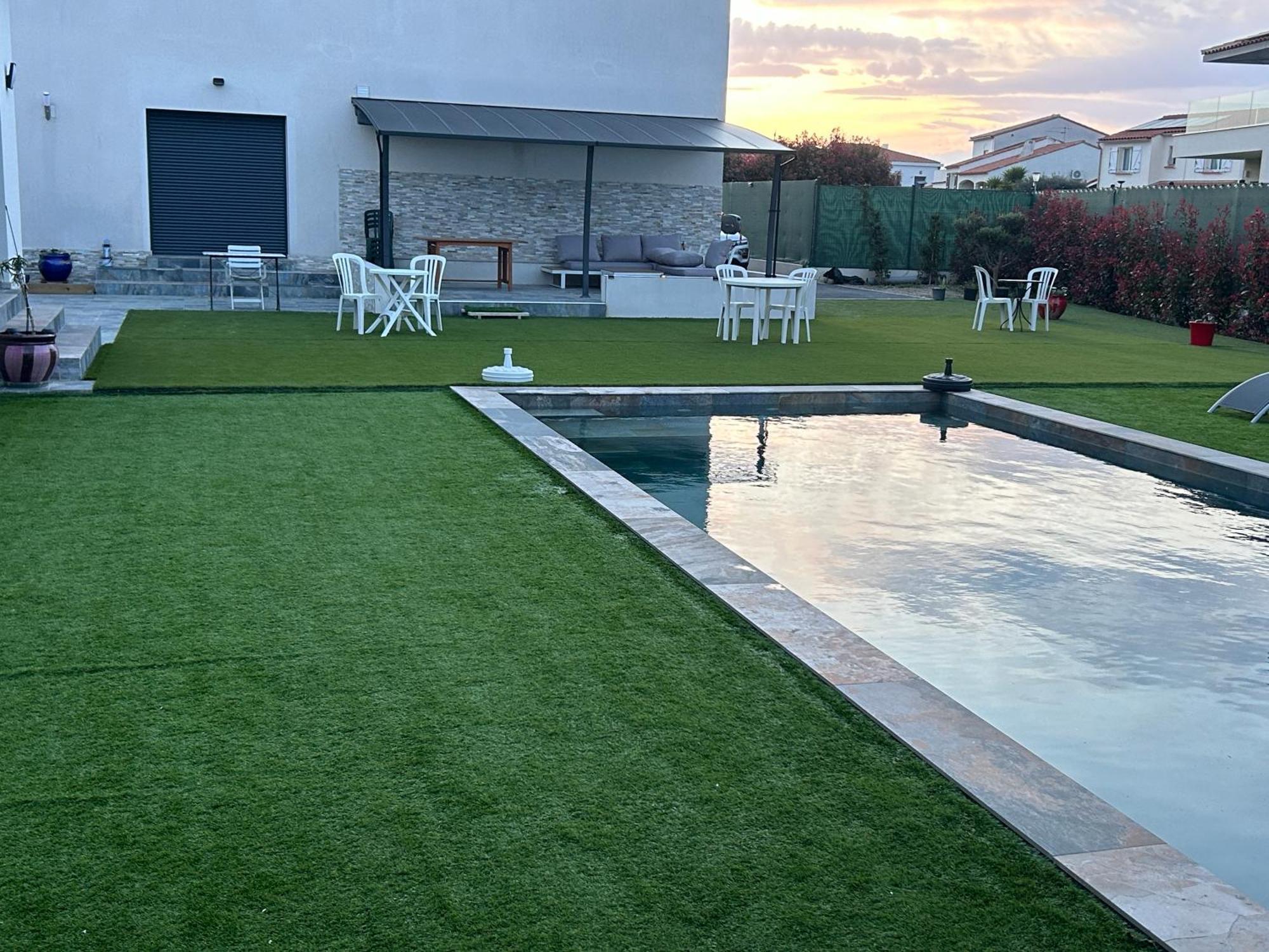 Grande Villa Avec Piscine Bompas  Eksteriør billede